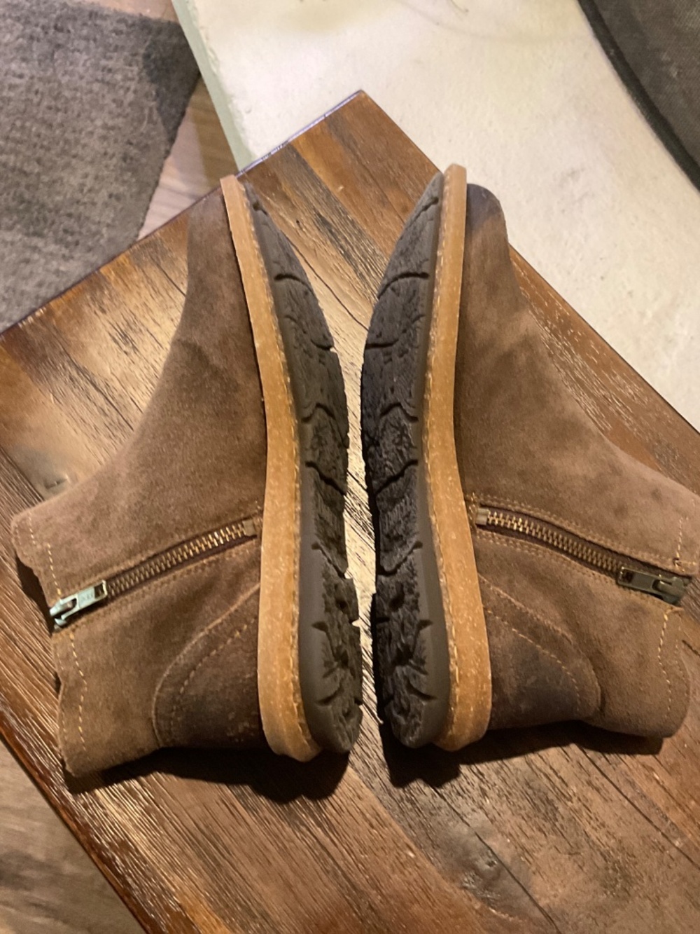 Born Tabby Taupe Avola Distressed Tan Suede Size 7 - Picture 5 of 9